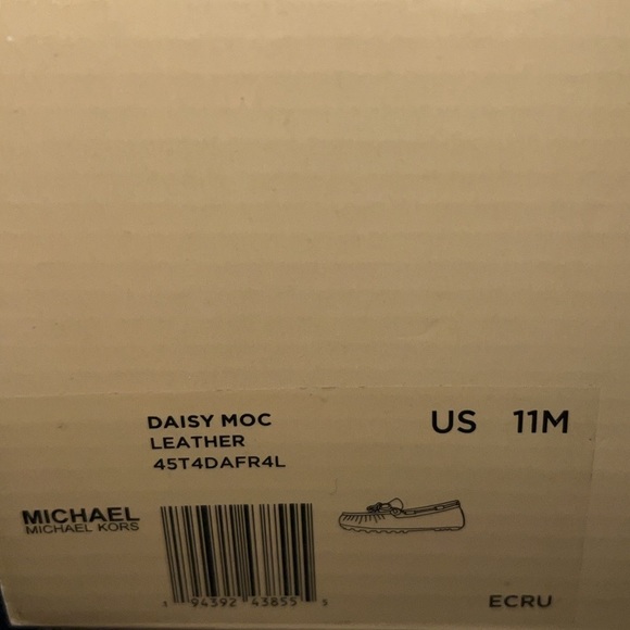 NIB Michael Kors Daisy Moccasins Moc white flat size 11 Leather new with box - Picture 12 of 14